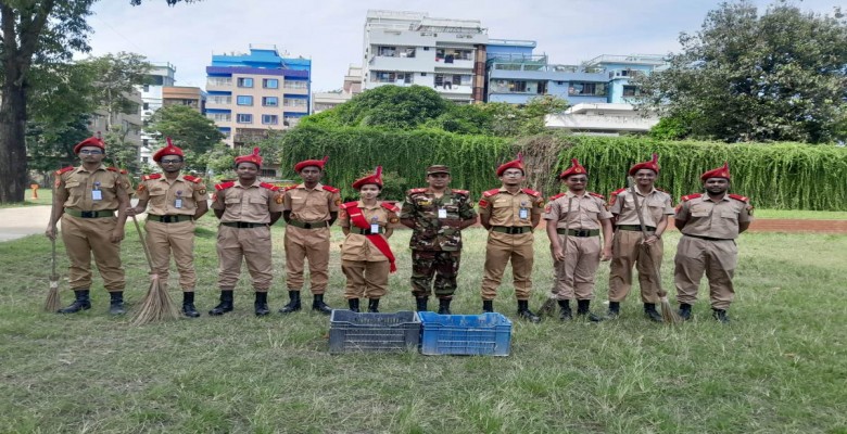 বিএনসিসি প্ল্যাটুনের ডেঙ্গু প্রতিরোধে পরিষ্কার-পরিচ্ছন্